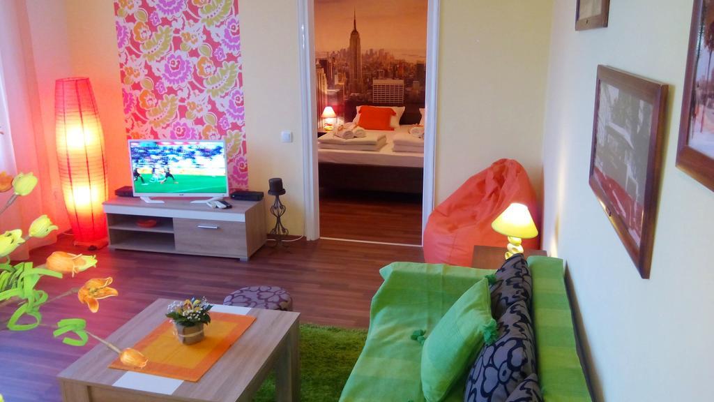 Balkan-Inn Skadarlija 2 Apartment เบลเกรด ภายนอก รูปภาพ